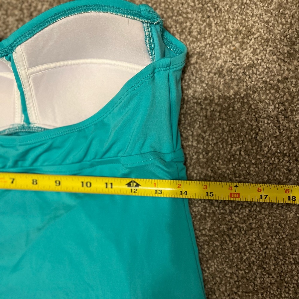NWT- BUNDLE OF TANKINI TOPS- Size Medium - Picture 8 of 9
